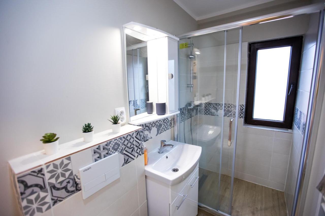 Travel Homzzz Central Apartments - Tusnad Târgu-Mureş 외부 사진